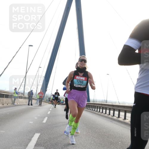 03.10.2024 - Köhlbrandbrückenlauf Jannik Wohlers http://msf.ph/oto/7206780 03.10.2024 09:20:19 Position 1 1260, 10 meine-sportfotos.de