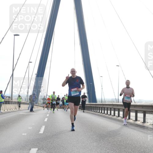 03.10.2024 - Köhlbrandbrückenlauf Jannik Wohlers http://msf.ph/oto/7207204 03.10.2024 09:20:27 Position 1 1188, 1098 meine-sportfotos.de