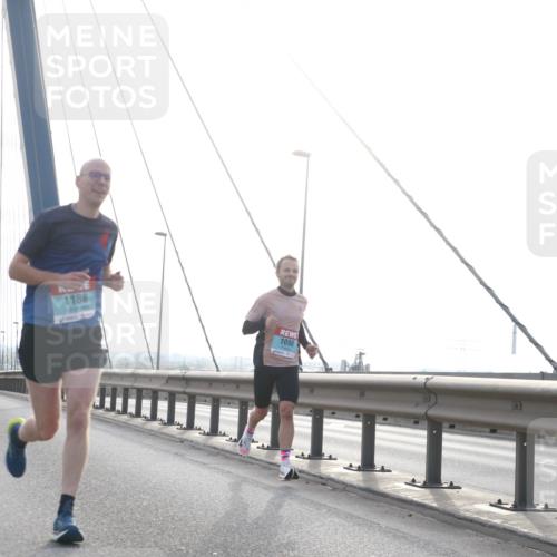 03.10.2024 - Köhlbrandbrückenlauf Jannik Wohlers http://msf.ph/oto/7207218 03.10.2024 09:20:28 Position 1 1188, 1098 meine-sportfotos.de
