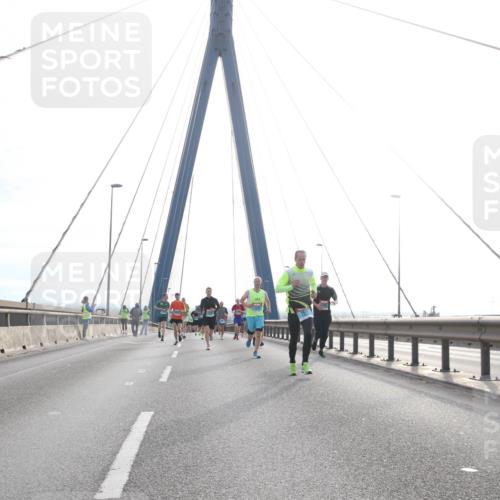 03.10.2024 - Köhlbrandbrückenlauf Jannik Wohlers http://msf.ph/oto/7207251 03.10.2024 09:20:32 Position 1  meine-sportfotos.de