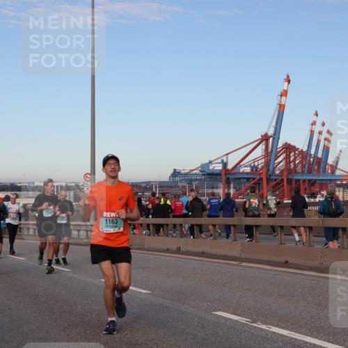 03.10.2024 - Köhlbrandbrückenlauf Matties Gatica Varas http://msf.ph/oto/7208230 03.10.2024 09:34:12 Position 2 1198, 1053, 1172, 1091, 1163 meine-sportfotos.de