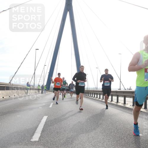 03.10.2024 - Köhlbrandbrückenlauf Jannik Wohlers http://msf.ph/oto/7208314 03.10.2024 09:20:35 Position 1 1743, 1310, 1163, 2659, 160 meine-sportfotos.de