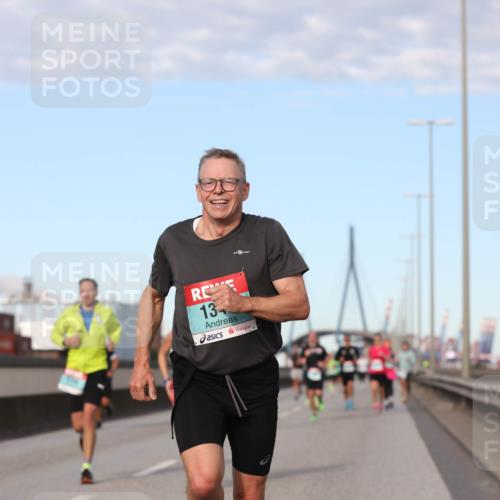 03.10.2024 - Köhlbrandbrückenlauf Fuchs,  Jonas http://msf.ph/oto/7209401 03.10.2024 09:44:29 Position 3 13 meine-sportfotos.de