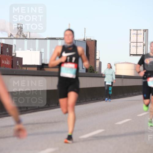 03.10.2024 - Köhlbrandbrückenlauf Fuchs,  Jonas http://msf.ph/oto/7209477 03.10.2024 09:44:33 Position 3 3, 2008 meine-sportfotos.de
