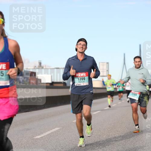 03.10.2024 - Köhlbrandbrückenlauf Fuchs,  Jonas http://msf.ph/oto/7209728 03.10.2024 09:44:40 Position 3 1245, 1575, 1399, 1204 meine-sportfotos.de