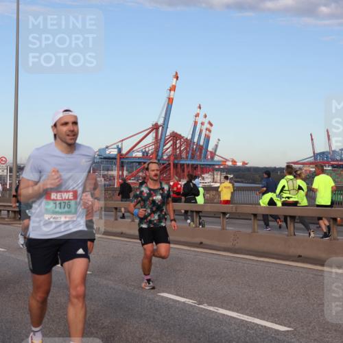 03.10.2024 - Köhlbrandbrückenlauf Matties Gatica Varas http://msf.ph/oto/7209964 03.10.2024 09:35:32 Position 2 435, 1176 meine-sportfotos.de