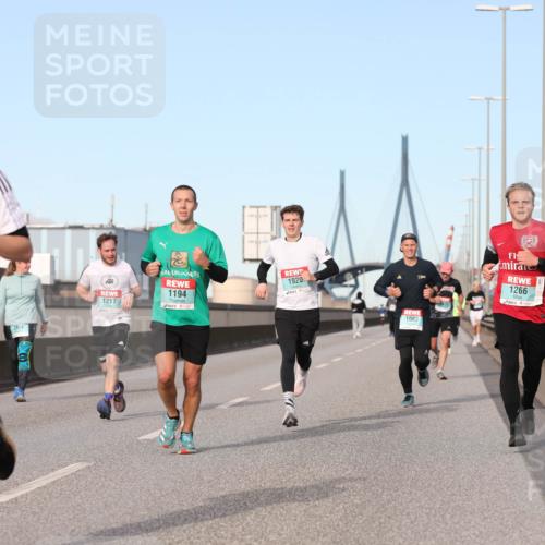 03.10.2024 - Köhlbrandbrückenlauf Fuchs,  Jonas http://msf.ph/oto/7210249 03.10.2024 09:44:49 Position 3 1438, 18, 2054, 1920, 1194, 1217, 1083, 1266 meine-sportfotos.de