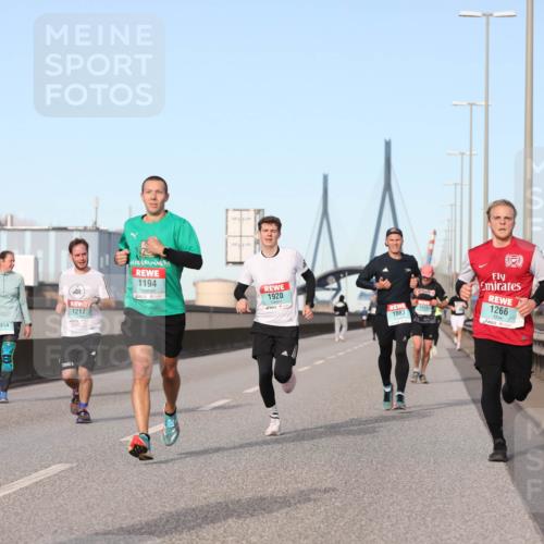 03.10.2024 - Köhlbrandbrückenlauf Fuchs,  Jonas http://msf.ph/oto/7210266 03.10.2024 09:44:49 Position 3 1438, 2054, 1194, 1920, 121, 1425, 1083, 1266 meine-sportfotos.de