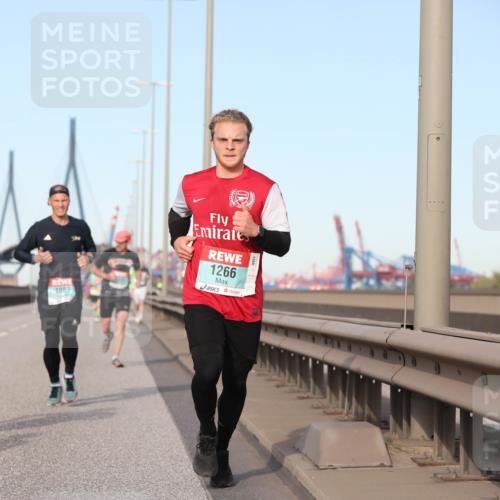 03.10.2024 - Köhlbrandbrückenlauf Fuchs,  Jonas http://msf.ph/oto/7210345 03.10.2024 09:44:51 Position 3 1920, 1083, 1266 meine-sportfotos.de