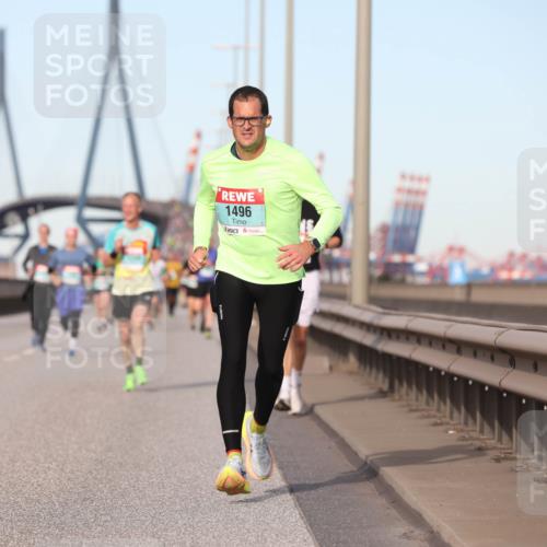 03.10.2024 - Köhlbrandbrückenlauf Fuchs,  Jonas http://msf.ph/oto/7210982 03.10.2024 09:44:59 Position 3 1496 meine-sportfotos.de