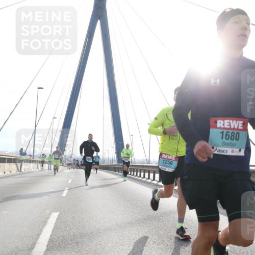03.10.2024 - Köhlbrandbrückenlauf Jannik Wohlers http://msf.ph/oto/7211468 03.10.2024 09:20:50 Position 1 1250, 1680 meine-sportfotos.de