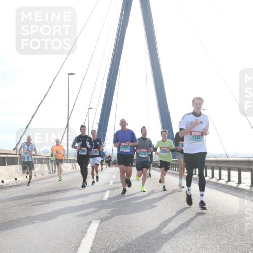 03.10.2024 - Köhlbrandbrückenlauf Jannik Wohlers http://msf.ph/oto/7212107 03.10.2024 09:21:06 Position 1 1493, 19, 1206, 1161, 1438 meine-sportfotos.de