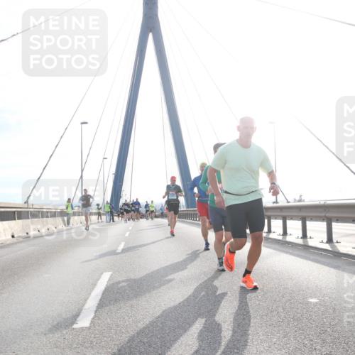 03.10.2024 - Köhlbrandbrückenlauf Jannik Wohlers http://msf.ph/oto/7212677 03.10.2024 09:21:21 Position 1  meine-sportfotos.de