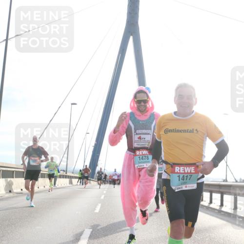03.10.2024 - Köhlbrandbrückenlauf Jannik Wohlers http://msf.ph/oto/7213650 03.10.2024 09:21:41 Position 1 1763, 1099, 1478, 1416, 1417 meine-sportfotos.de