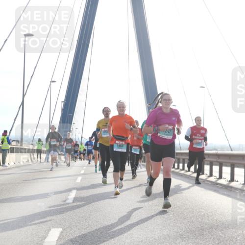 03.10.2024 - Köhlbrandbrückenlauf Jannik Wohlers http://msf.ph/oto/7214187 03.10.2024 09:21:53 Position 1 1212, 1256, 1462, 242, 1 meine-sportfotos.de
