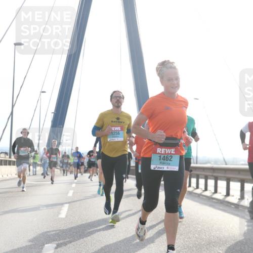 03.10.2024 - Köhlbrandbrückenlauf Jannik Wohlers http://msf.ph/oto/7214274 03.10.2024 09:21:55 Position 1 1256, 1462, 12, 1266 meine-sportfotos.de