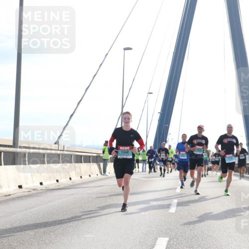 03.10.2024 - Köhlbrandbrückenlauf Jannik Wohlers http://msf.ph/oto/7214930 03.10.2024 09:21:59 Position 1 1344, 1447, 1425 meine-sportfotos.de