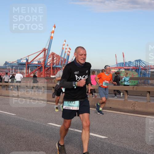 03.10.2024 - Köhlbrandbrückenlauf Matties Gatica Varas http://msf.ph/oto/7215060 03.10.2024 09:38:53 Position 2 1470, 1173 meine-sportfotos.de