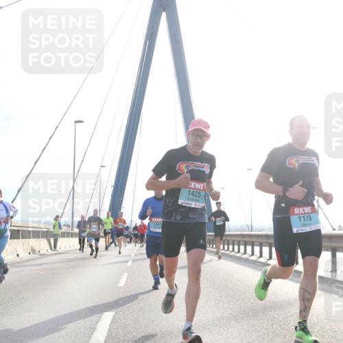 03.10.2024 - Köhlbrandbrückenlauf Jannik Wohlers http://msf.ph/oto/7215301 03.10.2024 09:22:02 Position 1 1433, 1447, 1425, 1119 meine-sportfotos.de