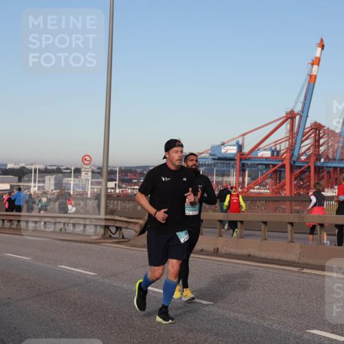 03.10.2024 - Köhlbrandbrückenlauf Matties Gatica Varas http://msf.ph/oto/7215716 03.10.2024 09:39:12 Position 2 2200 meine-sportfotos.de