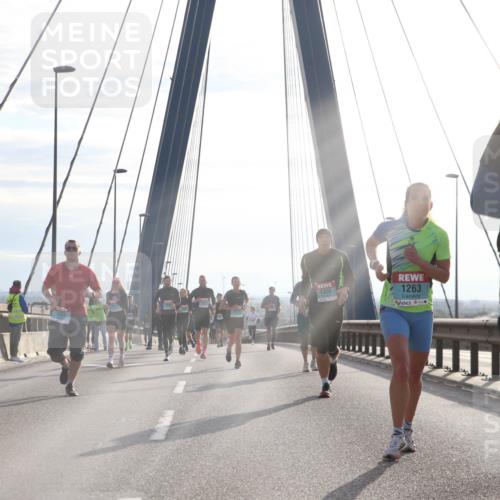 03.10.2024 - Köhlbrandbrückenlauf Jannik Wohlers http://msf.ph/oto/7215762 03.10.2024 09:22:16 Position 1 1037, 1350, 1263, 1487 meine-sportfotos.de