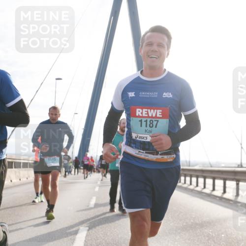 03.10.2024 - Köhlbrandbrückenlauf Jannik Wohlers http://msf.ph/oto/7217576 03.10.2024 09:22:48 Position 1 1167, 1615, 1187 meine-sportfotos.de