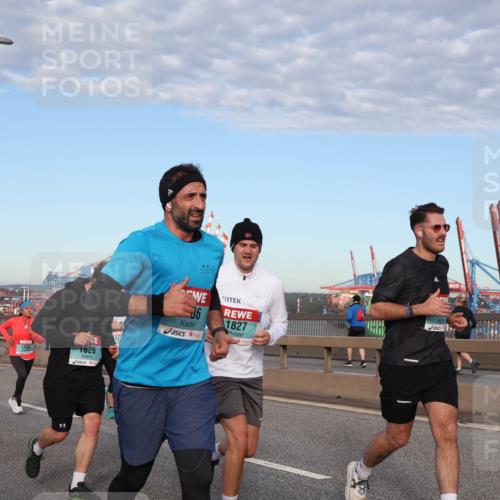 03.10.2024 - Köhlbrandbrückenlauf Matties Gatica Varas http://msf.ph/oto/7217756 03.10.2024 09:40:29 Position 2 1333, 1626, 36, 1827, 1655 meine-sportfotos.de
