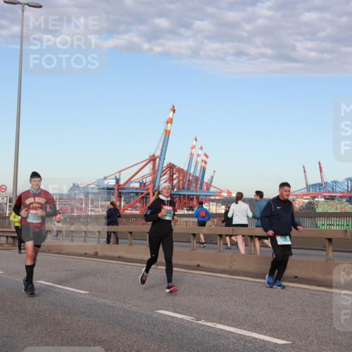 03.10.2024 - Köhlbrandbrückenlauf Matties Gatica Varas http://msf.ph/oto/7217786 03.10.2024 09:40:32 Position 2 1535, 1519 meine-sportfotos.de
