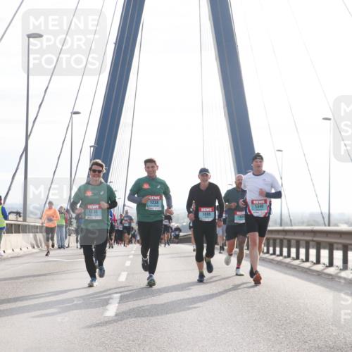 03.10.2024 - Köhlbrandbrückenlauf Jannik Wohlers http://msf.ph/oto/7218713 03.10.2024 09:23:27 Position 1 1238, 1440, 1235, 1695 meine-sportfotos.de