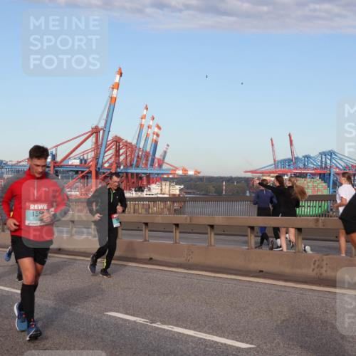03.10.2024 - Köhlbrandbrückenlauf Matties Gatica Varas http://msf.ph/oto/7219273 03.10.2024 09:41:34 Position 2 00, 1277, 2808, 155, 3728 meine-sportfotos.de