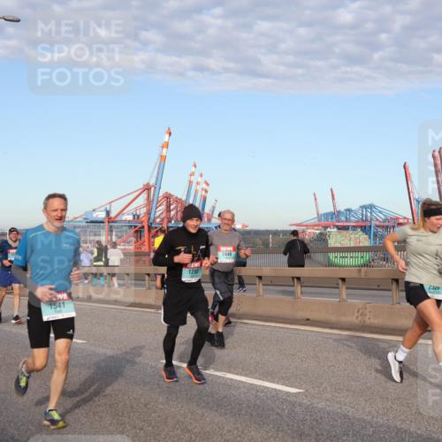 03.10.2024 - Köhlbrandbrückenlauf Matties Gatica Varas http://msf.ph/oto/7219459 03.10.2024 09:41:43 Position 2 1541, 128, 2446, 2320 meine-sportfotos.de