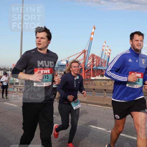 03.10.2024 - Köhlbrandbrückenlauf Matties Gatica Varas http://msf.ph/oto/7219678 03.10.2024 09:41:50 Position 2 45, 915, 1654, 8 meine-sportfotos.de