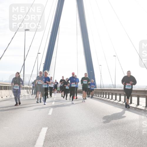 03.10.2024 - Köhlbrandbrückenlauf Jannik Wohlers http://msf.ph/oto/7221712 03.10.2024 09:23:49 Position 1 1676, 1136 meine-sportfotos.de