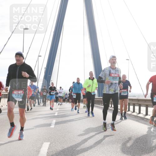 03.10.2024 - Köhlbrandbrückenlauf Jannik Wohlers http://msf.ph/oto/7222336 03.10.2024 09:24:03 Position 1 1523, 1728, 2612, 1613, 1697 meine-sportfotos.de