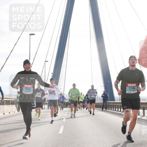 03.10.2024 - Köhlbrandbrückenlauf Jannik Wohlers http://msf.ph/oto/7222464 03.10.2024 09:24:10 Position 1 1283, 1827, 1585, 1409, 2196, 223 meine-sportfotos.de
