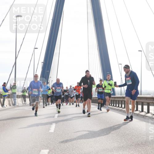 03.10.2024 - Köhlbrandbrückenlauf Jannik Wohlers http://msf.ph/oto/7223437 03.10.2024 09:24:16 Position 1 1649, 1168, 1171 meine-sportfotos.de