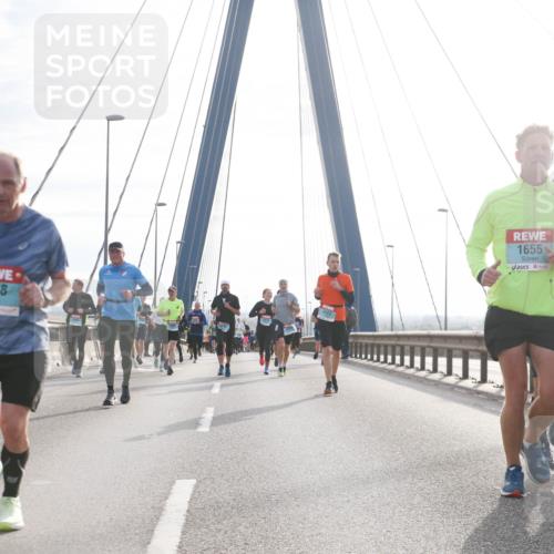03.10.2024 - Köhlbrandbrückenlauf Jannik Wohlers http://msf.ph/oto/7224290 03.10.2024 09:24:21 Position 1 1168, 1655, 237 meine-sportfotos.de