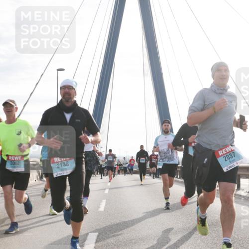 03.10.2024 - Köhlbrandbrückenlauf Jannik Wohlers http://msf.ph/oto/7224599 03.10.2024 09:24:25 Position 1 1626, 2062, 2138, 9, 2037 meine-sportfotos.de