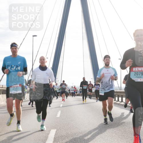 03.10.2024 - Köhlbrandbrückenlauf Jannik Wohlers http://msf.ph/oto/7224618 03.10.2024 09:24:26 Position 1 2127, 2079 meine-sportfotos.de