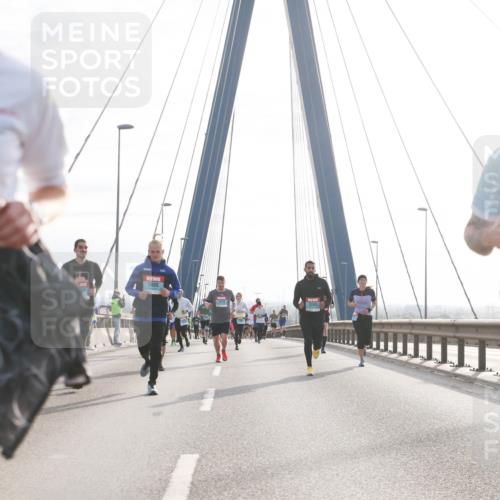 03.10.2024 - Köhlbrandbrückenlauf Jannik Wohlers http://msf.ph/oto/7224643 03.10.2024 09:24:28 Position 1 1808, 2283 meine-sportfotos.de