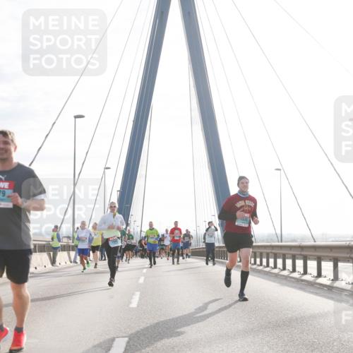 03.10.2024 - Köhlbrandbrückenlauf Jannik Wohlers http://msf.ph/oto/7224773 03.10.2024 09:24:33 Position 1 1279, 1535 meine-sportfotos.de