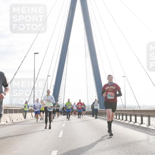 03.10.2024 - Köhlbrandbrückenlauf Jannik Wohlers http://msf.ph/oto/7224797 03.10.2024 09:24:33 Position 1 1279, 15 meine-sportfotos.de