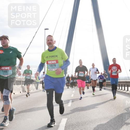 03.10.2024 - Köhlbrandbrückenlauf Jannik Wohlers http://msf.ph/oto/7224931 03.10.2024 09:24:39 Position 1 1497, 2311, 1878, 1211 meine-sportfotos.de