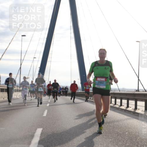 03.10.2024 - Köhlbrandbrückenlauf Jannik Wohlers http://msf.ph/oto/7234195 03.10.2024 09:25:36 Position 1 2902 meine-sportfotos.de