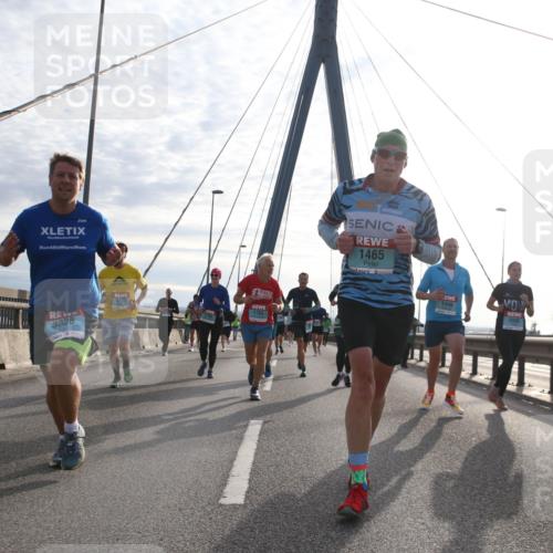 03.10.2024 - Köhlbrandbrückenlauf Jannik Wohlers http://msf.ph/oto/7239828 03.10.2024 09:25:53 Position 1 4, 1722, 3628, 1703, 1465, 1446 meine-sportfotos.de