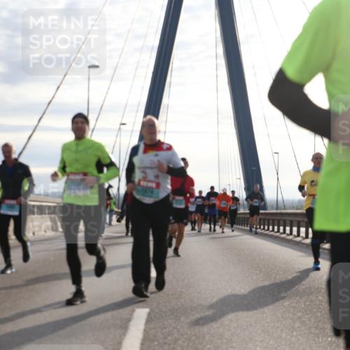 03.10.2024 - Köhlbrandbrückenlauf Jannik Wohlers http://msf.ph/oto/7245842 03.10.2024 09:26:41 Position 1 1874, 19 meine-sportfotos.de