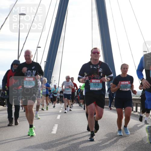 03.10.2024 - Köhlbrandbrückenlauf Jannik Wohlers http://msf.ph/oto/7246347 03.10.2024 09:26:49 Position 1 2238, 1735, 1610, 1747, 2373 meine-sportfotos.de