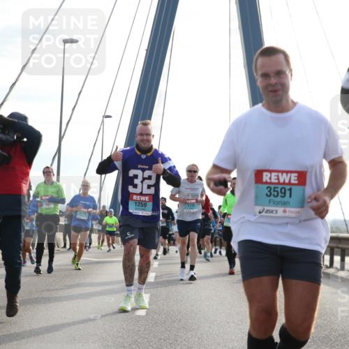 03.10.2024 - Köhlbrandbrückenlauf Jannik Wohlers http://msf.ph/oto/7246456 03.10.2024 09:26:50 Position 1 2088, 32, 1259, 1735, 3591, 12 meine-sportfotos.de