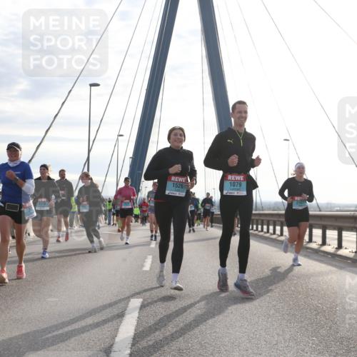 03.10.2024 - Köhlbrandbrückenlauf Jannik Wohlers http://msf.ph/oto/7251282 03.10.2024 09:27:16 Position 1 1510, 1526, 1079 meine-sportfotos.de