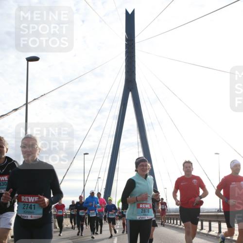 03.10.2024 - Köhlbrandbrückenlauf Jannik Wohlers http://msf.ph/oto/7256567 03.10.2024 09:28:19 Position 1 330, 2741, 2878 meine-sportfotos.de